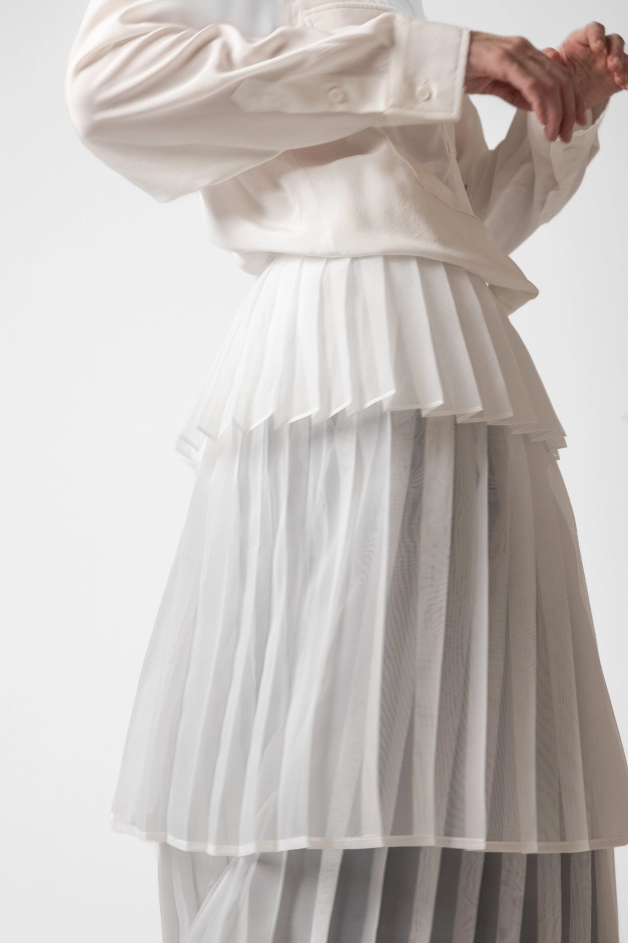 Troa Medium Bianchi Pleats Apron